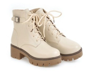 Botines con cordones