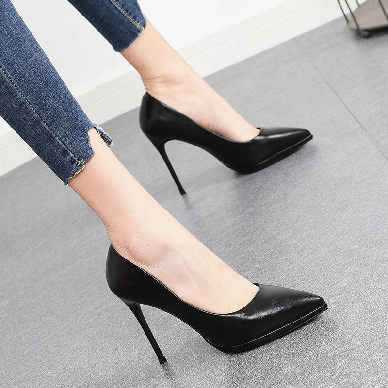 Zapatos con tacón de aguja - Imagen 4